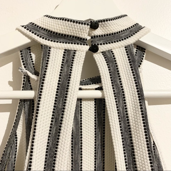 🍒2/20$ DYNAMITE Striped Tank Top - Picture 5 of 8